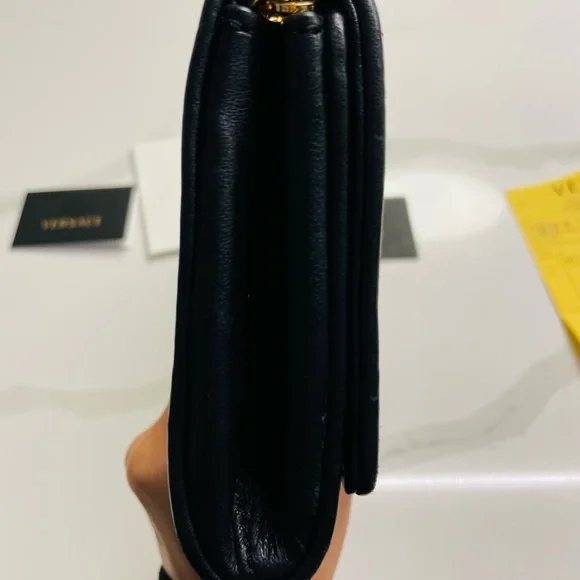 NWOT Authentic Versace classic chain purse evening clutch.